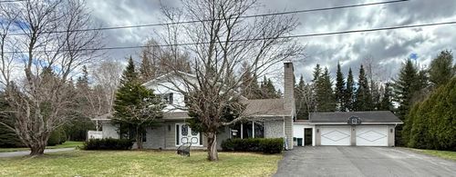 131 Clover Street, Madawaska, ME, 04756 | Card Image