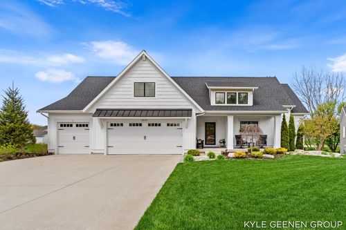 2233 Whistle Creek Dr, Byron Center, MI, 49315-9177 | Card Image