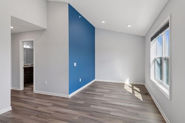 Primary BD w/furniture/office space | Image 25