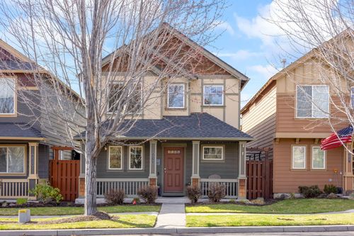 20565 Sun Meadow Way, Bend, OR, 97702-2973 | Card Image