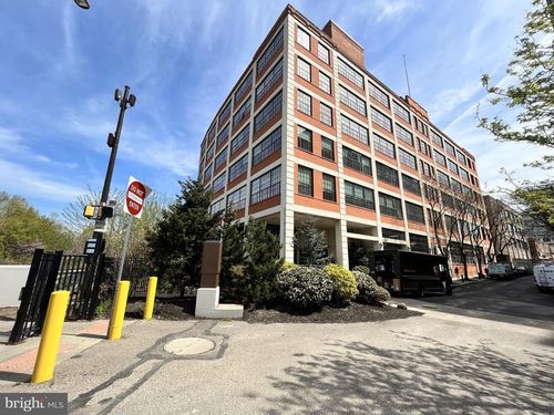 614-2429 Locust St, PHILADELPHIA, PA, 19103-5560 | Card Image