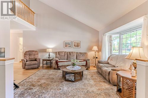 402-40 Museum Dr, Orillia, ON, L3V7T9 | Card Image