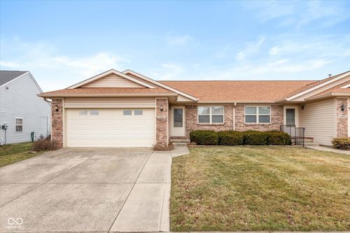 1996 Acorn Rd, Franklin, IN, 46131-7304 | Card Image