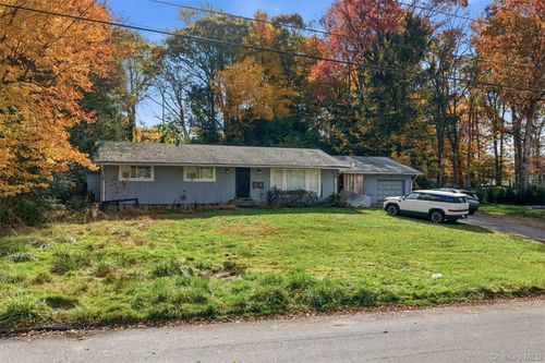 20 Amsterdam Ave, Monsey, NY, 10952-1106 | Card Image