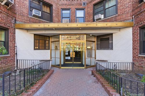 apt-306-6960 108th St, Forest Hills, NY, 11375-4357 | Card Image