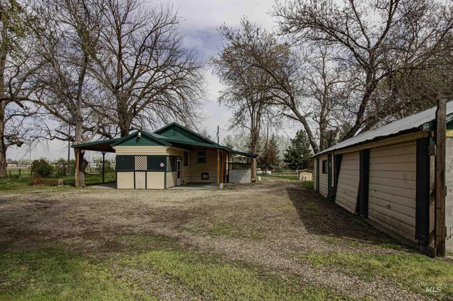 8970 Hurd Ln, House other with 3 bedrooms, 2 bathrooms and 4 parking in Payette ID | Image 25
