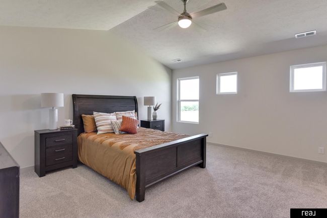 5413 N 191 St St, House other with 4 bedrooms, 4 bathrooms and 3 parking in Elkhorn NE | Image 31