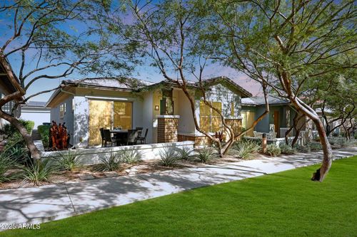 20719 W Medlock Dr, Buckeye, AZ, 85396-6218 | Card Image