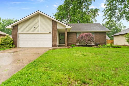 212 Raintree St, Nixa, MO, 65714-9227 | Card Image