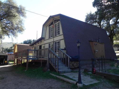 29057 Oak Ln, Pine Valley, CA, 91962-4036 | Card Image