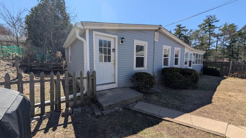 11 Bellevue Street, Manchester, NH, 03103 | Card Image