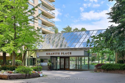 206-61 St Clair Ave W, Toronto, ON, M4V2Y8 | Card Image
