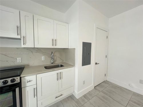 apt-208-1201 Pennsylvania Ave, Miami Beach, FL, 33139-4441 | Card Image