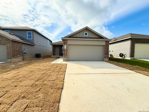413 Moscato Rd, New Braunfels, TX, 78130-0401 | Card Image