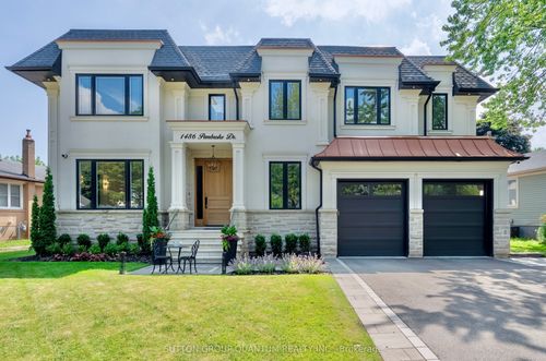 1486 Pembroke Dr, Oakville, ON, L6H1V8 | Card Image