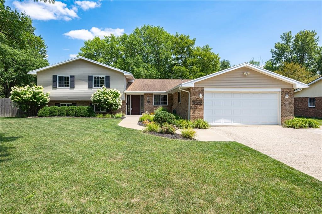 Crystal Marie Dr, Beavercreek, OH 45431