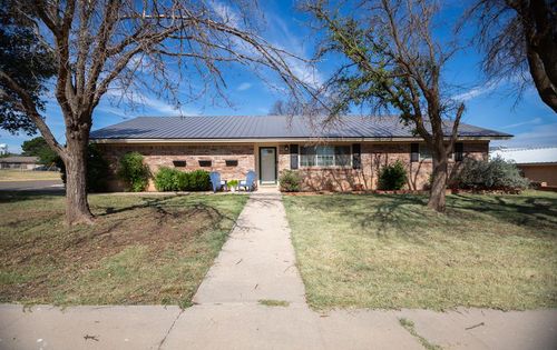 2718 Central Dr, Big Spring, TX, 79720-6707 | Card Image