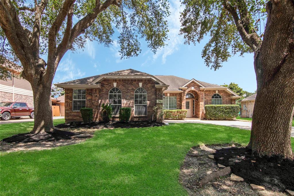Green Falls Ln, Richmond, TX 77406