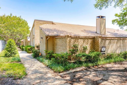 616 Placid Circle, Arlington, TX, 76012 | Card Image