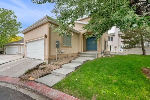 352 Bayside Dr, Saratoga Springs, UT, 84045-8149 | Card Image