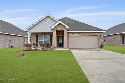 77 Saltmeadow Circle, Ocean Springs, MS, 39564 | Card Image