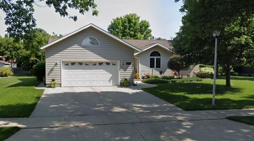 1411 Ashwood Dr, ABERDEEN, SD, 57401-1684 | Card Image