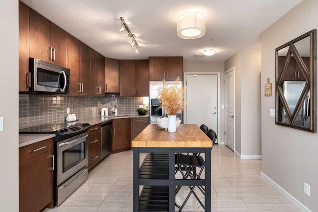 803 - 1320 1 Street Se, Condo with 2 bedrooms, 2 bathrooms and 1 parking in Calgary AB | Image 13