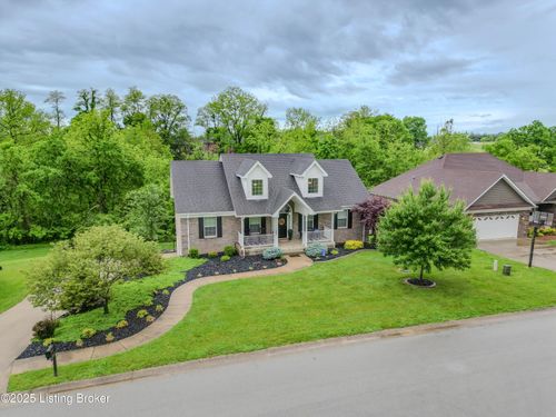 116 N Howard St, Bardstown, KY, 40004-8115 | Card Image