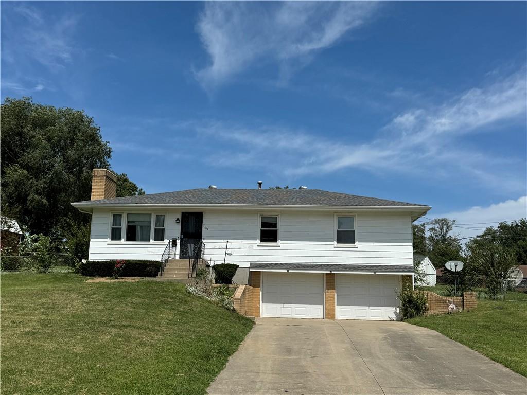 South St, Lexington, MO 64067