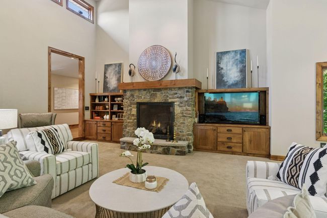 1405 W Farm Rd, House other with 5 bedrooms, 5 bathrooms and null parking in Chaska MN | Image 18