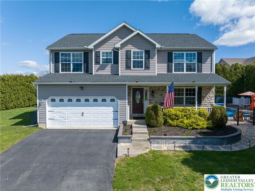 1252 Center St, Coplay, PA, 18037-1409 | Card Image