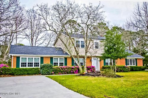 205 Tree Fern Dr, Morehead City, NC, 28557-8406 | Card Image