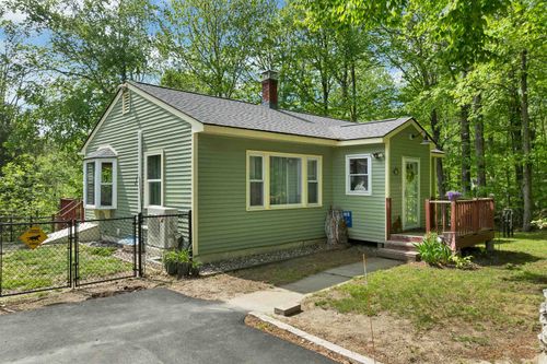 81 Ramblewood Cir, Newbury, NH, 03255-6105 | Card Image