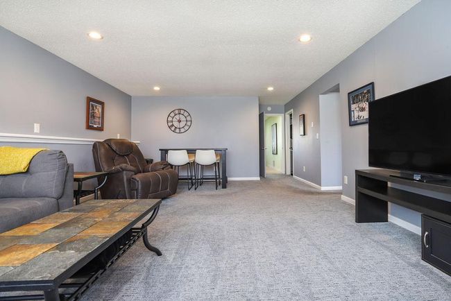 Lower level family room | Image 32