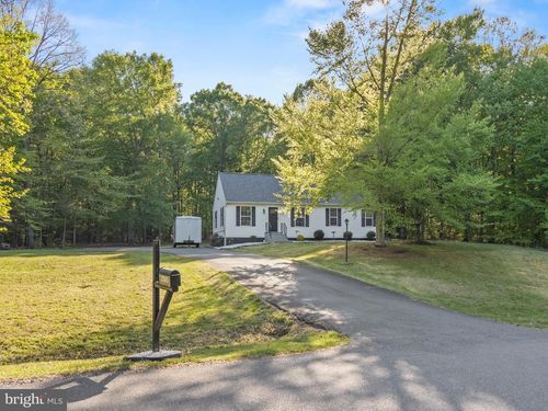 37043 Newlands St, Mechanicsville, MD, 20659-2873 | Card Image