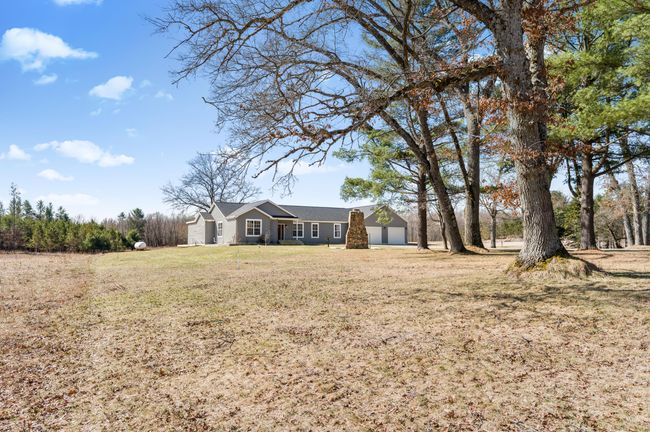 6435 E 64 Th St, House other with 5 bedrooms, 3 bathrooms and null parking in Chase MI | Image 5