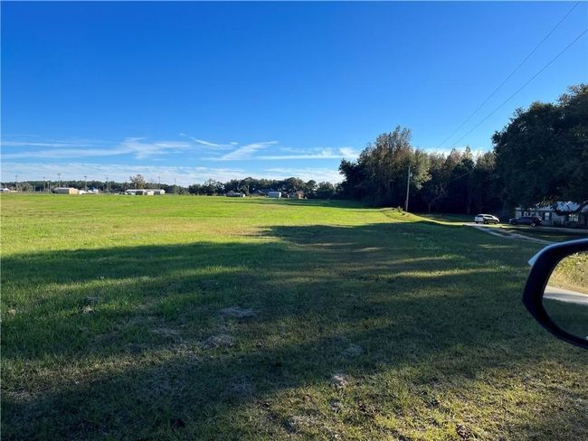 View of yard featuring a rural view | Image 5