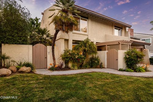 3805 Mainsail Cir, Westlake Village, CA, 91361-3820 | Card Image