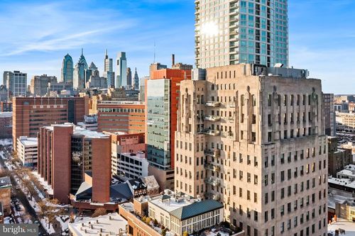 apt-6sw-210 W Washington Sq, PHILADELPHIA, PA, 19106-3506 | Card Image