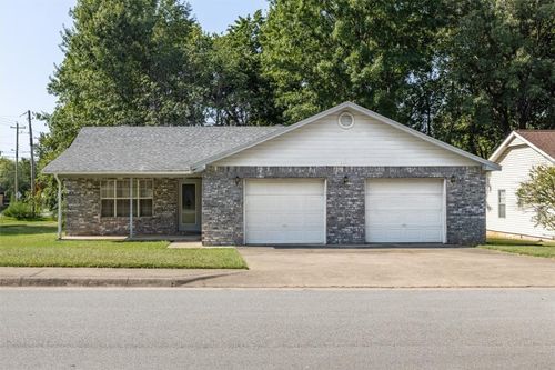 2411 W Megan Drive, Fayetteville, AR, 72703 | Card Image