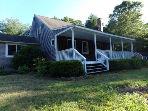 29 Beach St, Middleboro, MA, 02346-3719 | Card Image