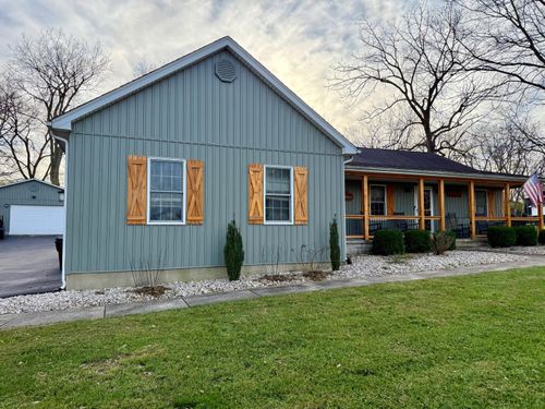 401 Delaney Ferry Rd, Versailles, KY, 40383-9504 | Card Image