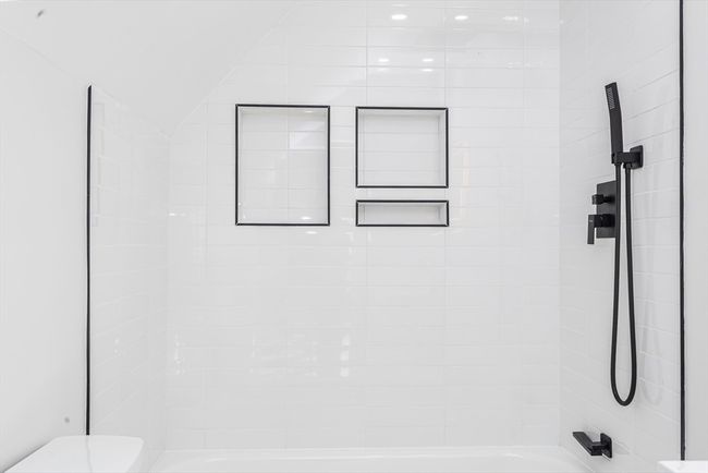 APT-3 - 40 Devon St, Condo with 2 bedrooms, 1 bathrooms and null parking in Boston MA | Image 11