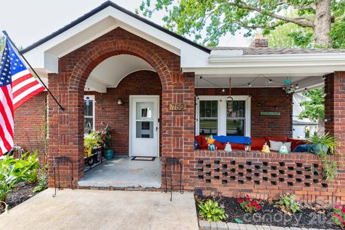 752 Fairview Rd, Asheville, NC, 28803-1138 | Card Image