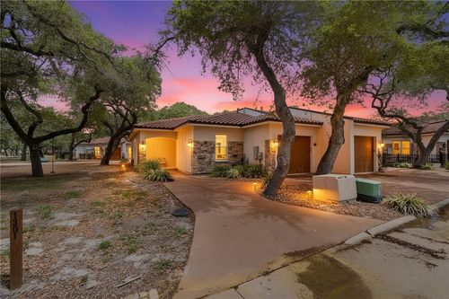 1402 Royal Oaks Trl, Rockport, TX, 78382-6608 | Card Image