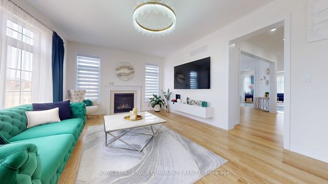 1072 Wickham Rd, House other with 5 bedrooms, 5 bathrooms and 3 parking in Innisfil ON | Image 15