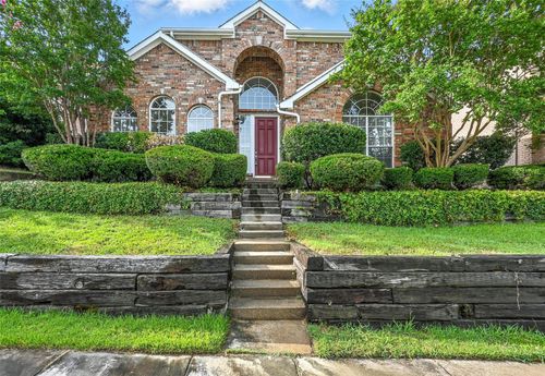 1804 Dew Valley Dr, Carrollton, TX, 75010-2007 | Card Image