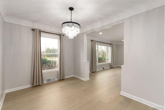 living room and dining rm | Image 17