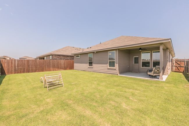 812 Holler Loop, House other with 4 bedrooms, 2 bathrooms and null parking in Justin TX | Image 27