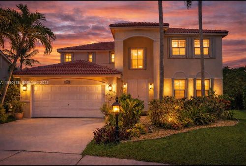 4209 Pinewood Ln, Weston, FL, 33331-3816 | Card Image